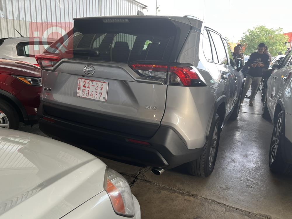 تويوتا راف 4